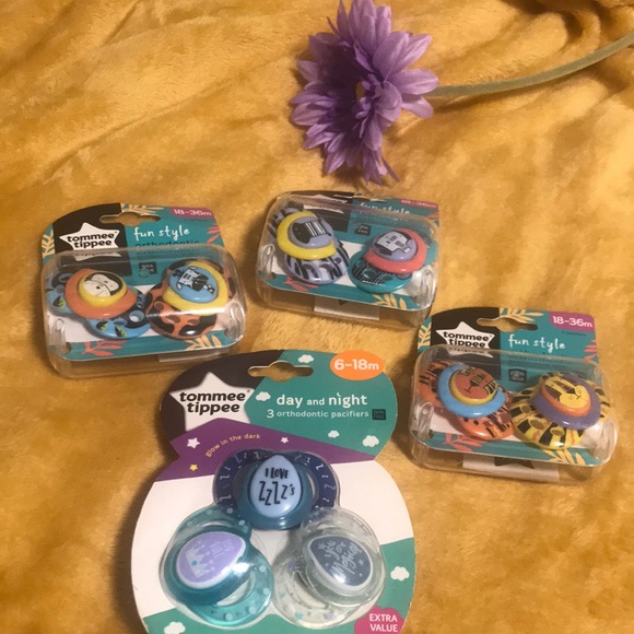 tommee tippee Other - Tommee Tippee Pacifiers